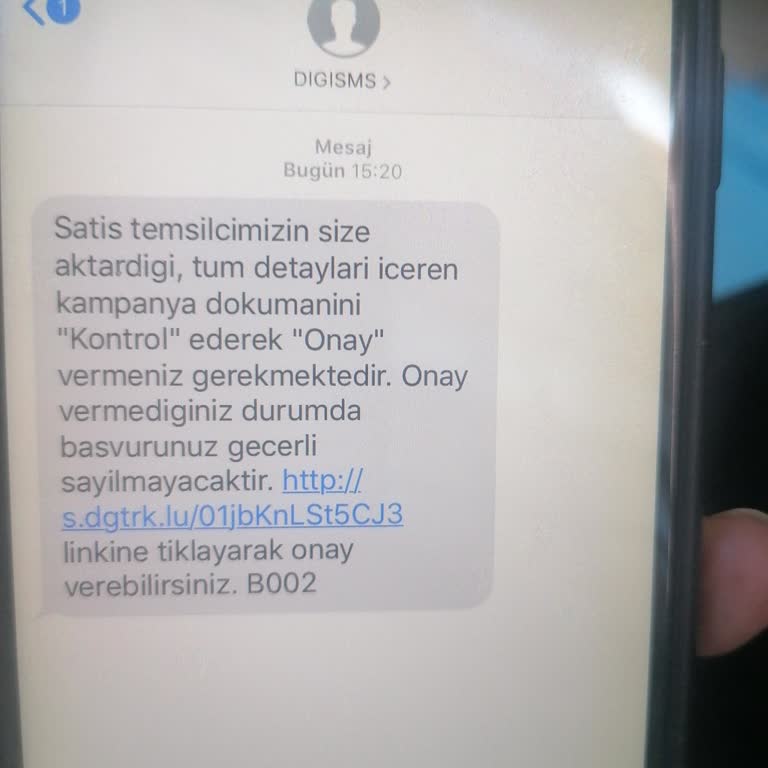 Yanıltıcı İletişim Ve Veri Güvenliği Sorunu