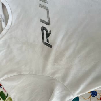 Hoover Washer Dryer Makes Loud Noise and Stains My Clothes Since Day One