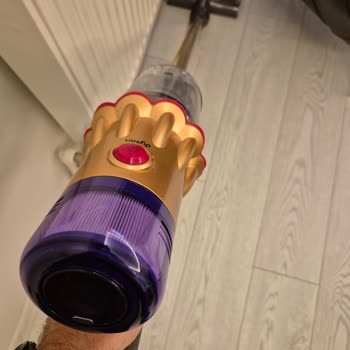 Dyson V12'nin Sürekli Kapanma Sorunu