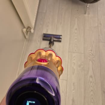 Dyson V12'nin Sürekli Kapanma Sorunu