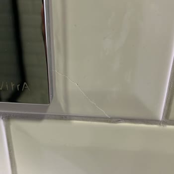 Yurtbay Seramik Fayans Sürekli Çatlıyor, Defolu