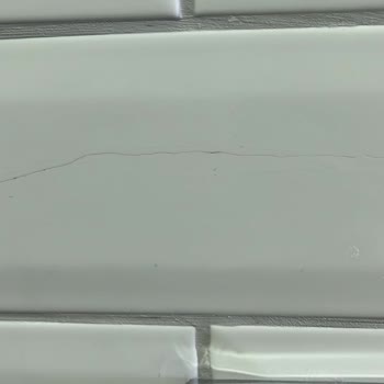 Yurtbay Seramik Fayans Sürekli Çatlıyor, Defolu