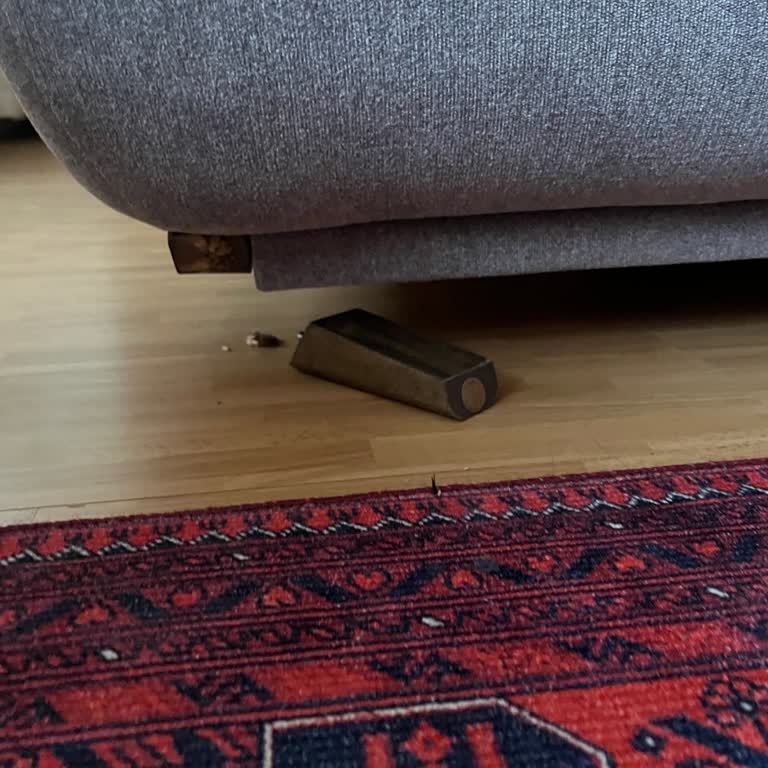 Kelebek Mobilya'dan Aldığım Koltuk 6. Günde Kırıldı!