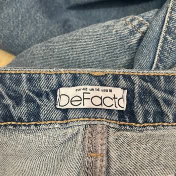 DeFacto'dan Alınan Pantolonun Kalitesiz Dikişi Ve Yetersiz Müşteri Hizmeti