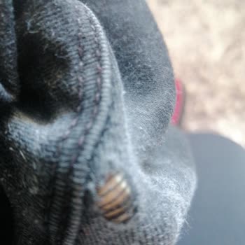 DeFacto Pantolon Kalitesizliği: 1 Ayda Yırtıldı!