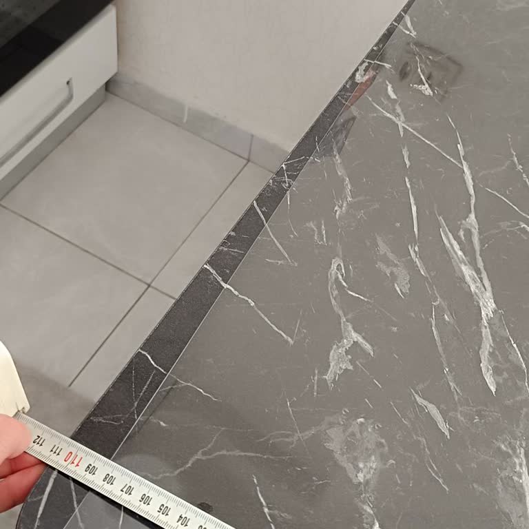 Yanlış Ölçüde Masa Örtüsü Ve İlgisiz Müşteri Hizmeti