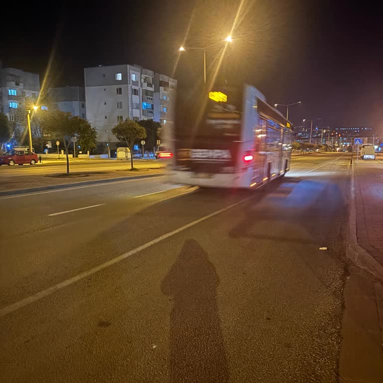 Çanakkale Belediyesi Otobüs Şoförünün Saygısız Tavırları