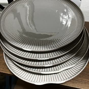 Kırık Ve Eksik Gelen Yemek Takımı Hayal Kırıklığı Yarattı