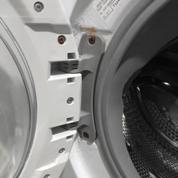 Hoover Çamaşır Makinesi Paslanma Ve Servis Sorunu
