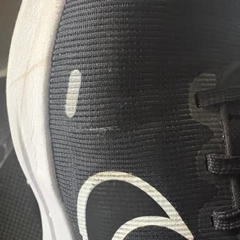 Hepsiburada'dan Aldığım Nike Ayakkabılarda Sürekli Açılma Sorunu