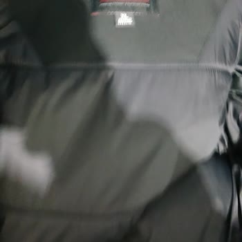 Fermuar Arızası: Garanti Kapsamında Çözüm Bekliyorum