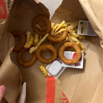 Eksik Malzemeler Ve Yanıltıcı Sipariş Deneyimi