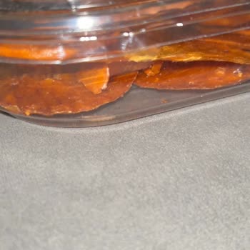 Bayat Ürün Skandalı: Çocuğuma Yedirdiğim Cennet Hurması Cipsinde Kurtlar!