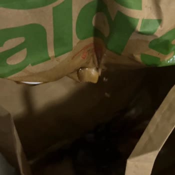 Yemek Siparişi Kâbusu: Dökülen İçecekler