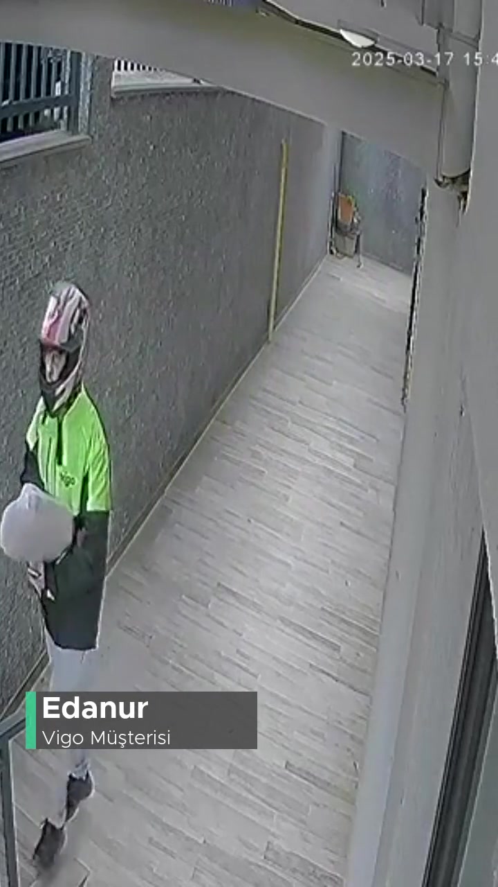 Vigo Kargom Kapımın Önünden Alındı! videonun kapak resmi