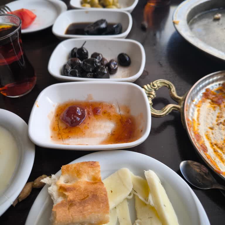 Yüksek Fiyatlı Mekanda Hayal Kırıklığı Ve Hijyen Sorunları