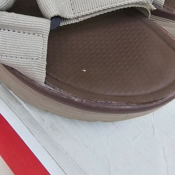 Skechers Sandaletinde Beklenmedik Aşınma Sorunu