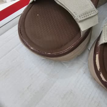 Skechers Sandaletinde Beklenmedik Aşınma Sorunu