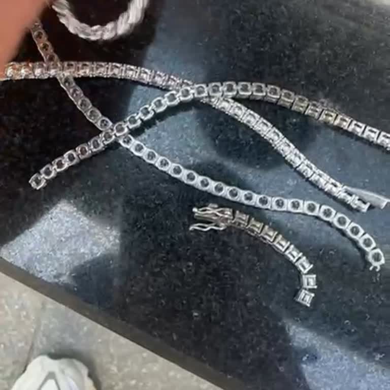 Hojawi Ürünleri Kendiliğinden Kopuyor!