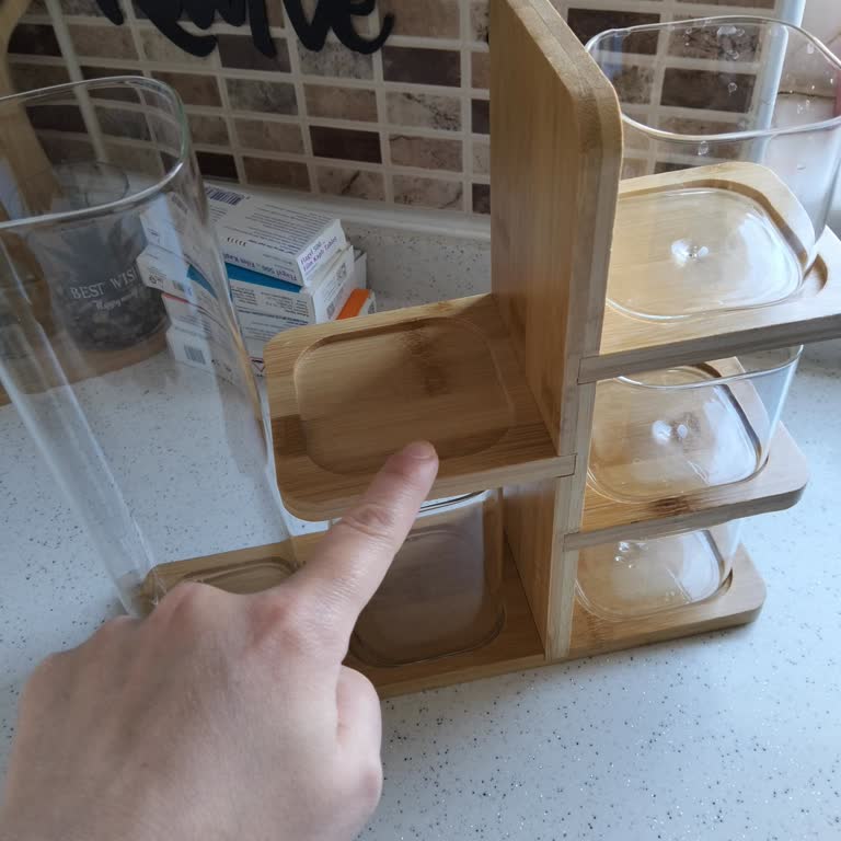 Eksik Baharat Takımı Ve İlgisiz Müşteri Hizmetleri