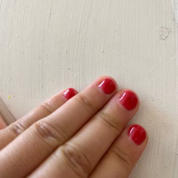 Jel Tırnak Uygulamasında Hayal Kırıklığı