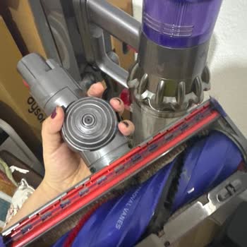 Dyson Hair Remove Başlığı Dönmüyor