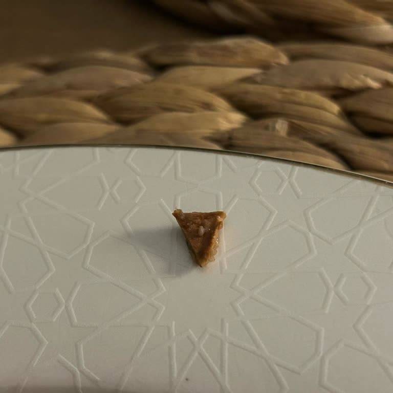 Cevizli Ekmekte Ceviz Kabuğu Ve İletişim Sorunu