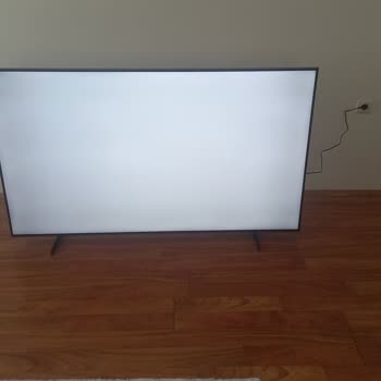 TV Kurulumunda Kararma Sorunu Ve Servis İlgisizliği