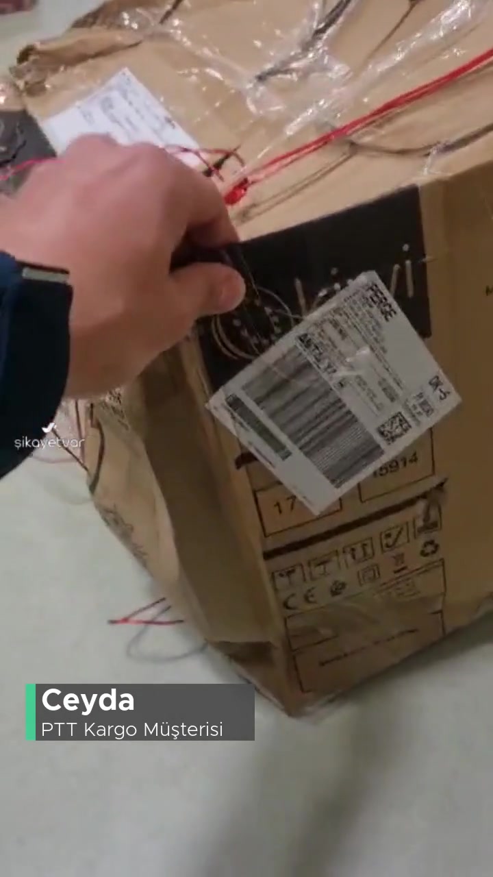 PTT Kargo Yırtık Koli Teslimatı videonun kapak resmi