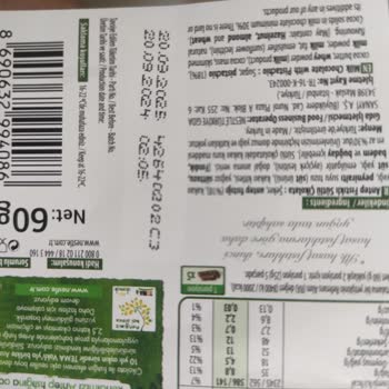Nestle Çikolata Paketinden Canlı Kurt Çıktı