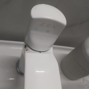 ECA Armatürlerde Boya Sorunu Ve İlgisizlik