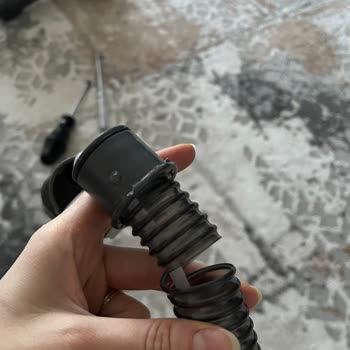 Kiwi Halı Ve Koltuk Yıkama Makinesi: Yedek Parça Sorunu Ve Müşteri Hizmetleri Hayal Kırıklığı