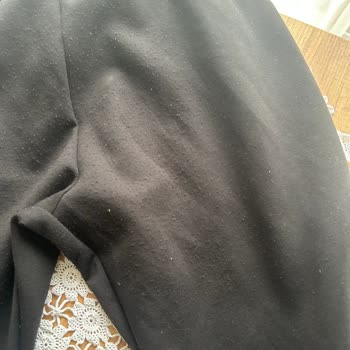 Lescon Eşofman İki Yıkamada Tiftikleniyor
