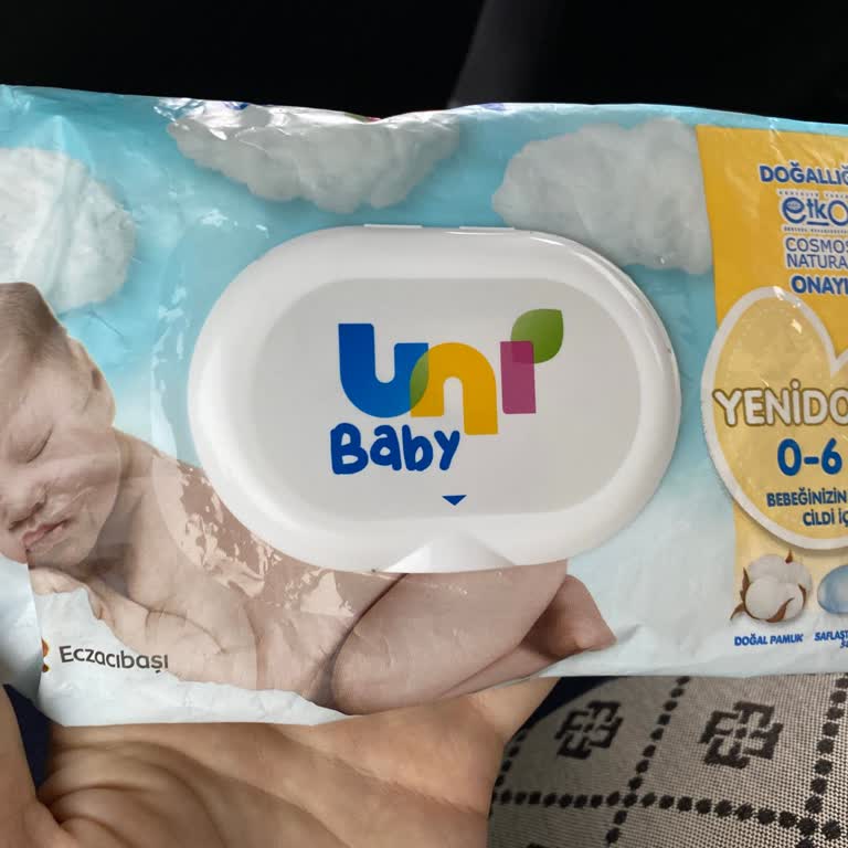 Bebekler İçin Güvenli Olmayan Islak Mendil Kokusu