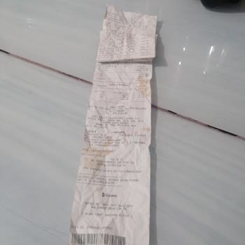 Kurtlu Makarna Ve Bozuk Hurma Şikayeti