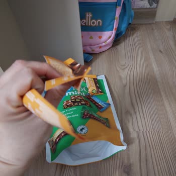 Boş Paketlerle Karşılaşan Müşteri Şoku