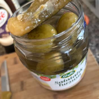 A101'den Aldığım Bozuk Turşular Ve İlgisiz Çalışanlar