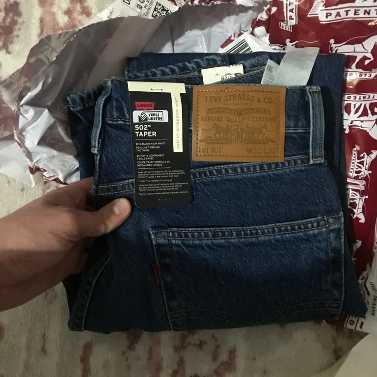 Levis Mağazasında Değişim Sorunu: Müşteri Hizmetlerinde Hayal Kırıklığı