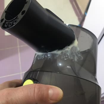 Fakir Dik Süpürge Haznesi Sürekli Kırılıyor