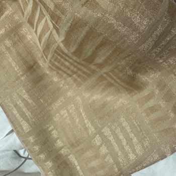 Yanlış Renk Şal Ve Zor İade Süreci: İmannoor'un Müşteri Memnuniyetsizliği