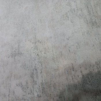 Dayanıklı Denilen Halı Lekeleri Çıkarmıyor Ve Dokusu Bozuluyor