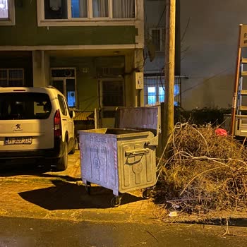 Kapımın Önündeki Çöp Kovası Sorunu