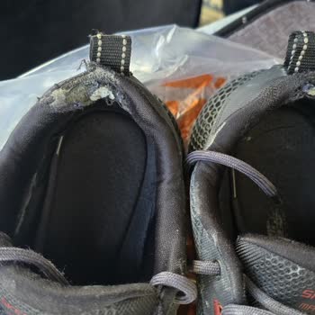 Skechers Ayakkabıda Hızlı Yıpranma Ve Yetersiz İnceleme