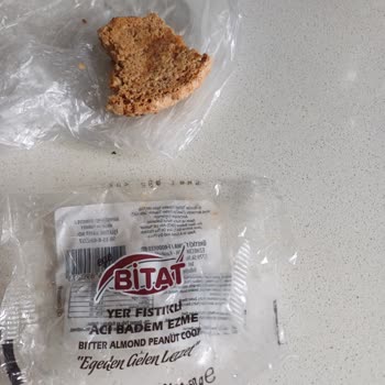 Ezmecim Cam Parçası İçeren Ürün Ve İlgisiz Müşteri Hizmetleri!