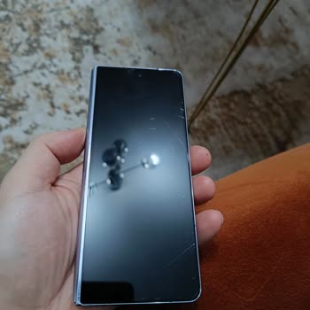 Samsung Telefonumda Ekran Ve Performans Sorunu