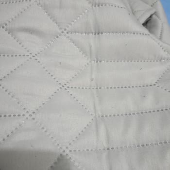 Taç Marka Yatak Örtüsü Tüylenme Sorunu Ve Hayal Kırıklığı