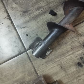 Akabe Kömür Çuvallarından Vida, Demir Parçaları Gibi Sarf Malzemeler Çıktı!