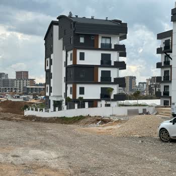 Antalya Büyükşehir Belediyesi'nin Yol Yapımındaki Gecikmesi Mağduriyet Yaratıyor