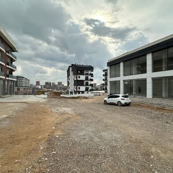 Antalya Büyükşehir Belediyesi'nin Yol Yapımındaki Gecikmesi Mağduriyet Yaratıyor