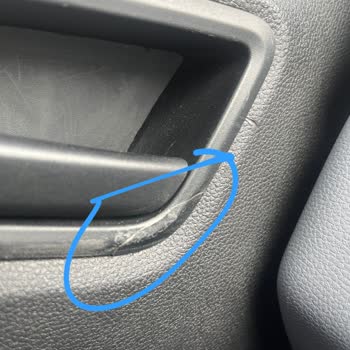 Renault Servisinde Hayal Kırıklığı: Çizikler Ve Kulp Sorunu